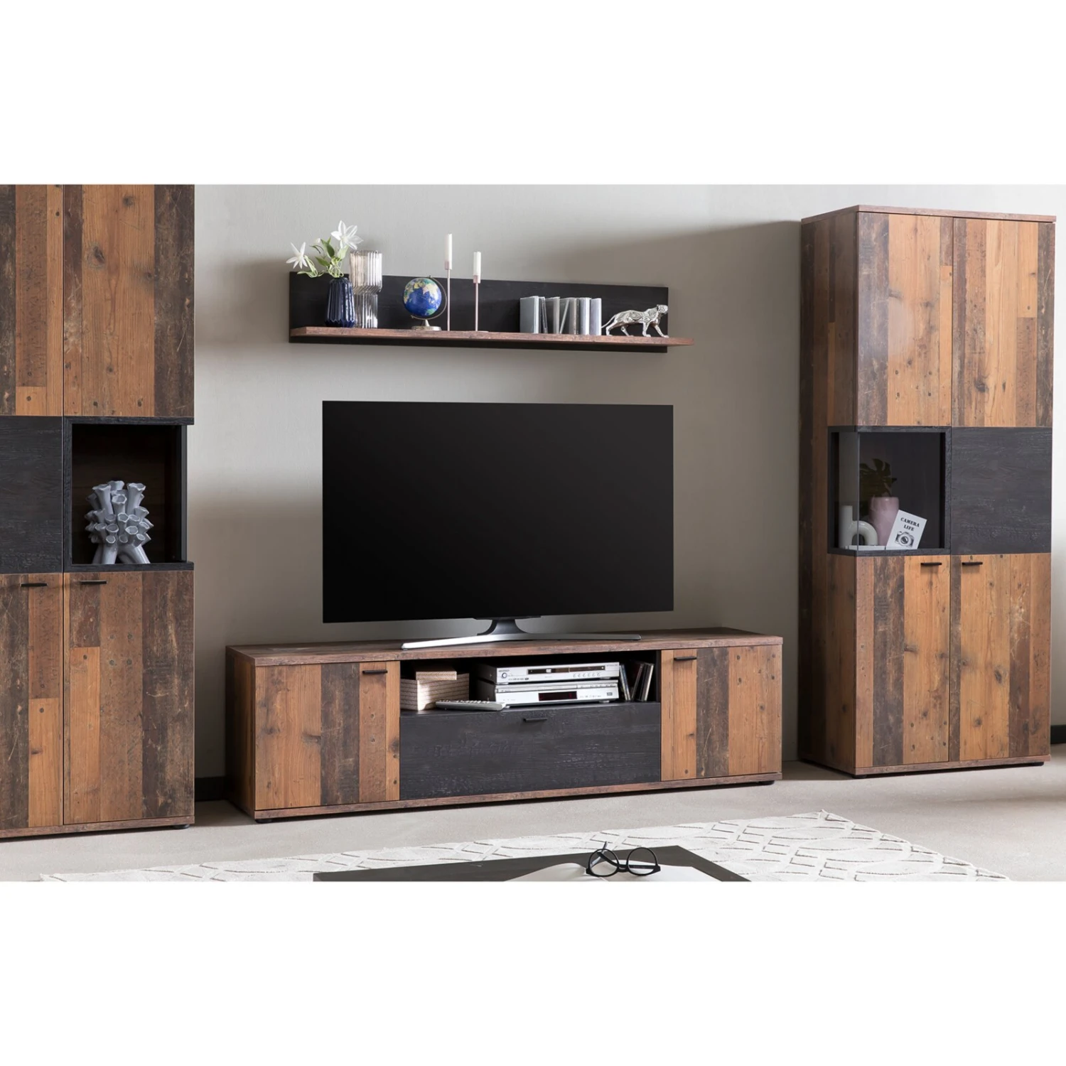 TV-Lowboard - Oldwood-Burned Wood - 180 cm breit 2 TV-Lowboard - Oldwood-Burned Wood - 180 cm breit – Bild 2