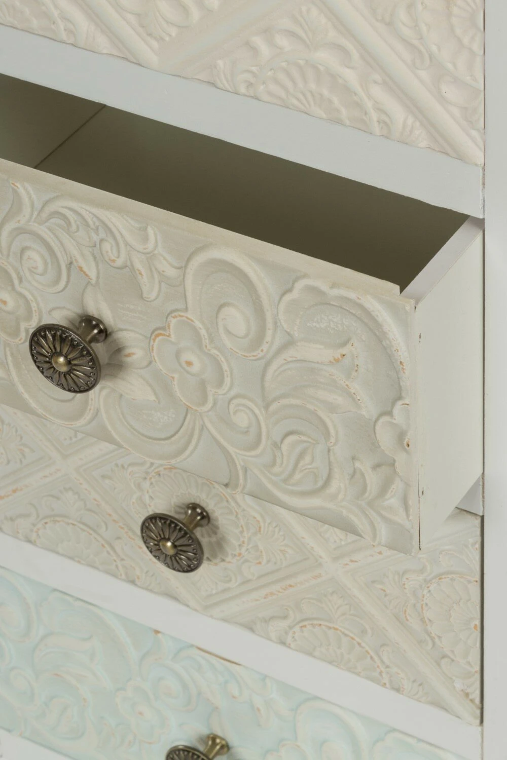 Kommode INEZ - weiß - mit 4 Schubladen 2 Kommode INEZ - weiß - mit 4 Schubladen – Bild 2